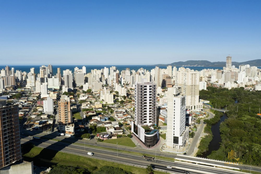 Apartamento  venda  no Meia Praia - Itapema, SC. Imveis